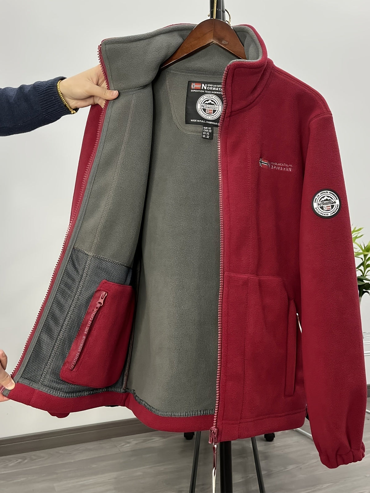 Men's Fleece Jacket – Light and Warm Mid-Season