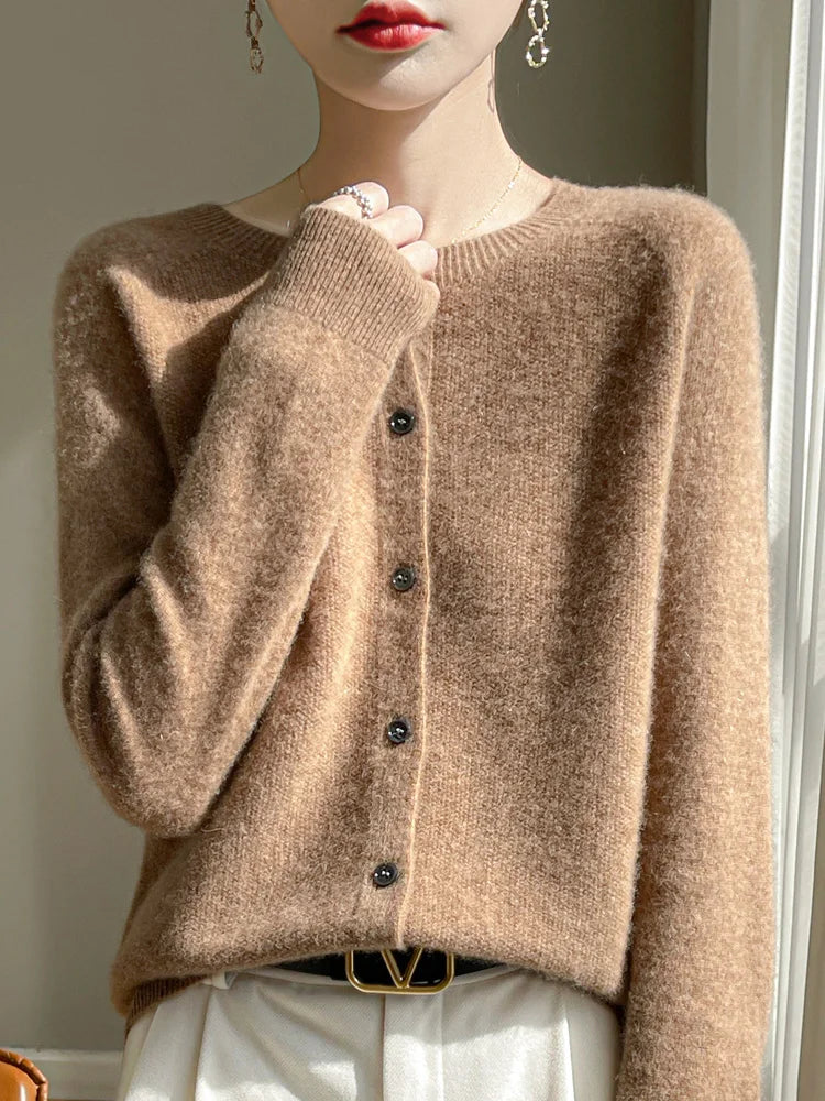 Women's Cardigan – Comfortable Autumn Winter