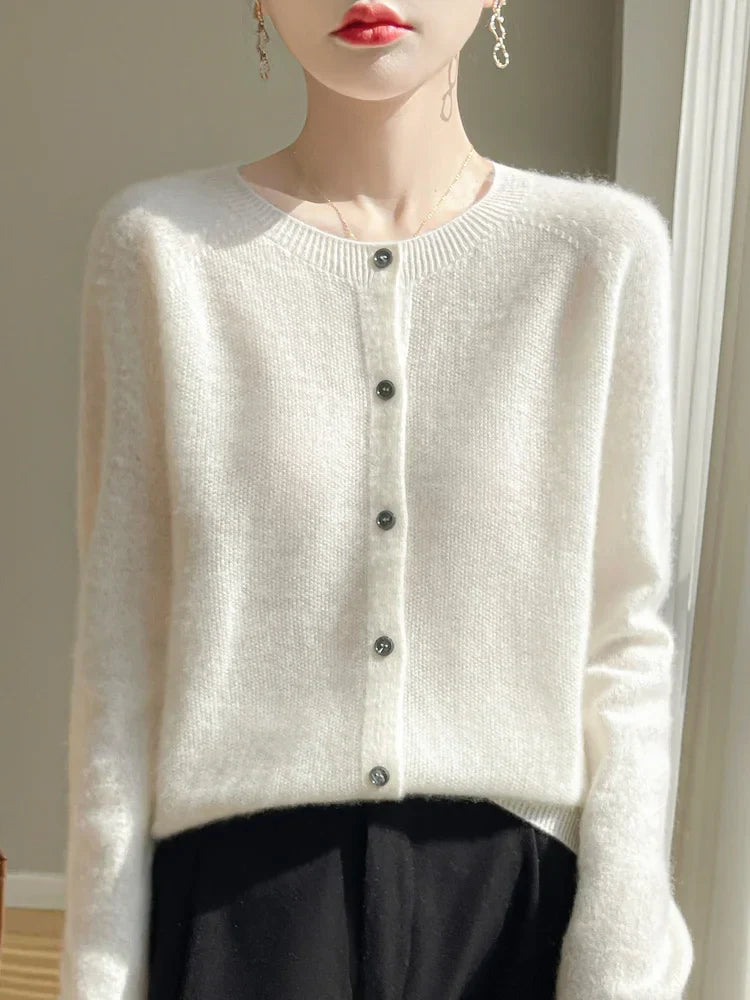 Women's Cardigan – Comfortable Autumn Winter