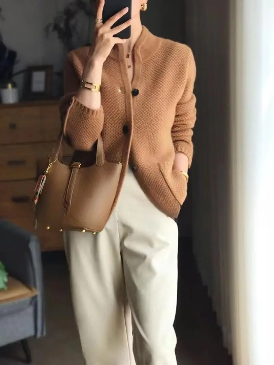 Women's Cashmere-Feel Cardigan – Soft Button-Up Cardigan