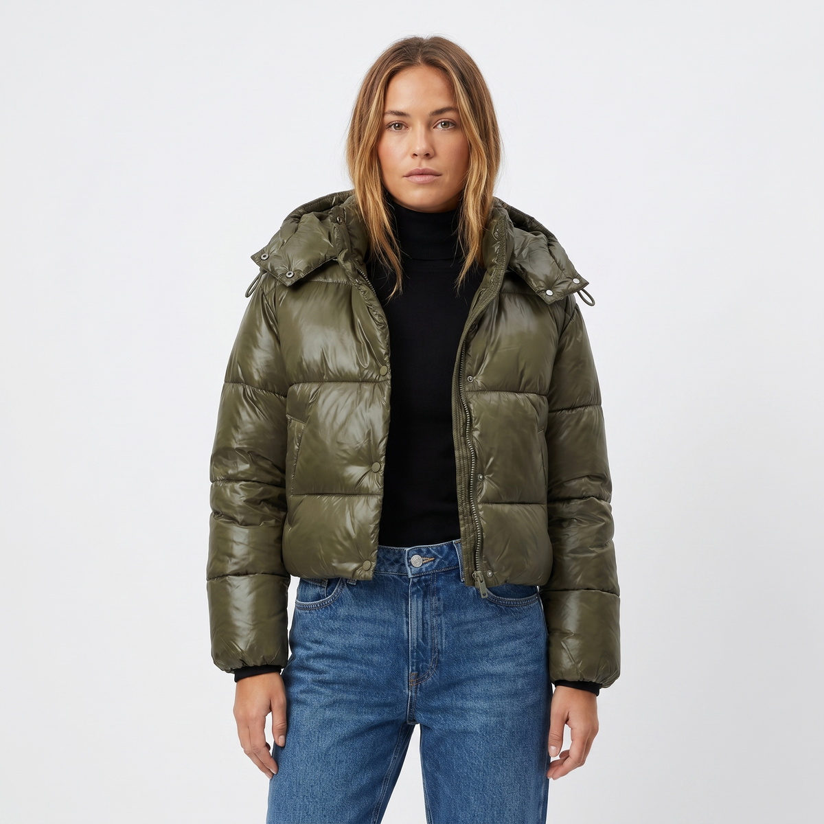 Women's Puffer Jacket – Cropped Hooded Glossy Shell Box Quilt