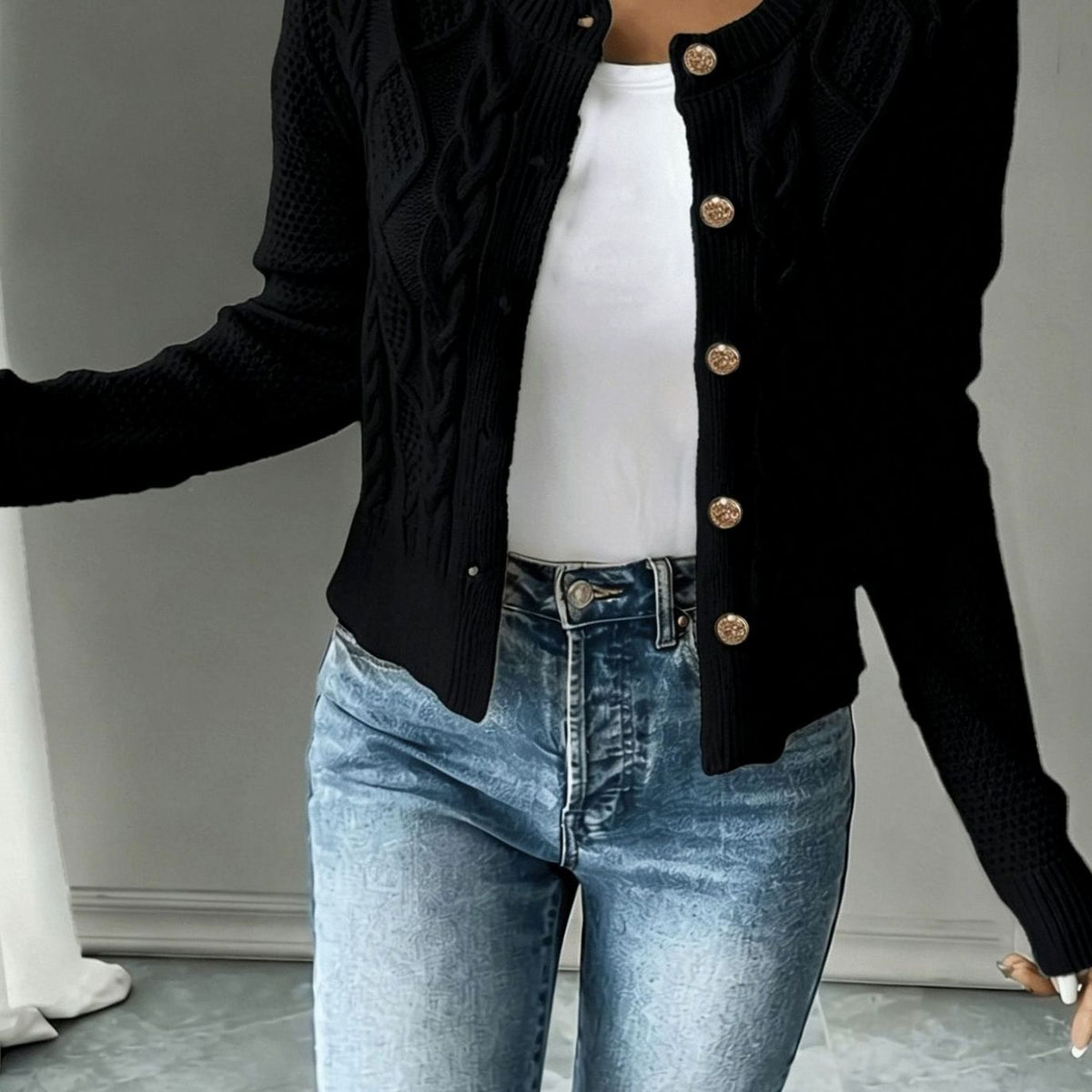 Women's Cropped Cable Knit Cardigan in Black