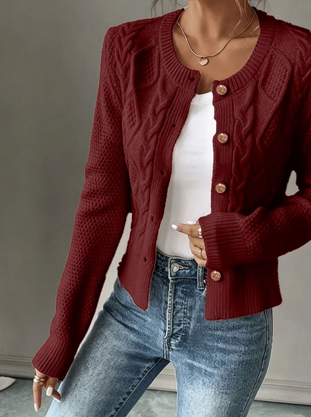 Women's Cropped Cable Knit Cardigan
