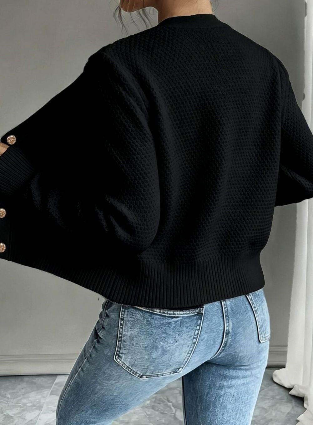 Women's Cropped Cable Knit Cardigan