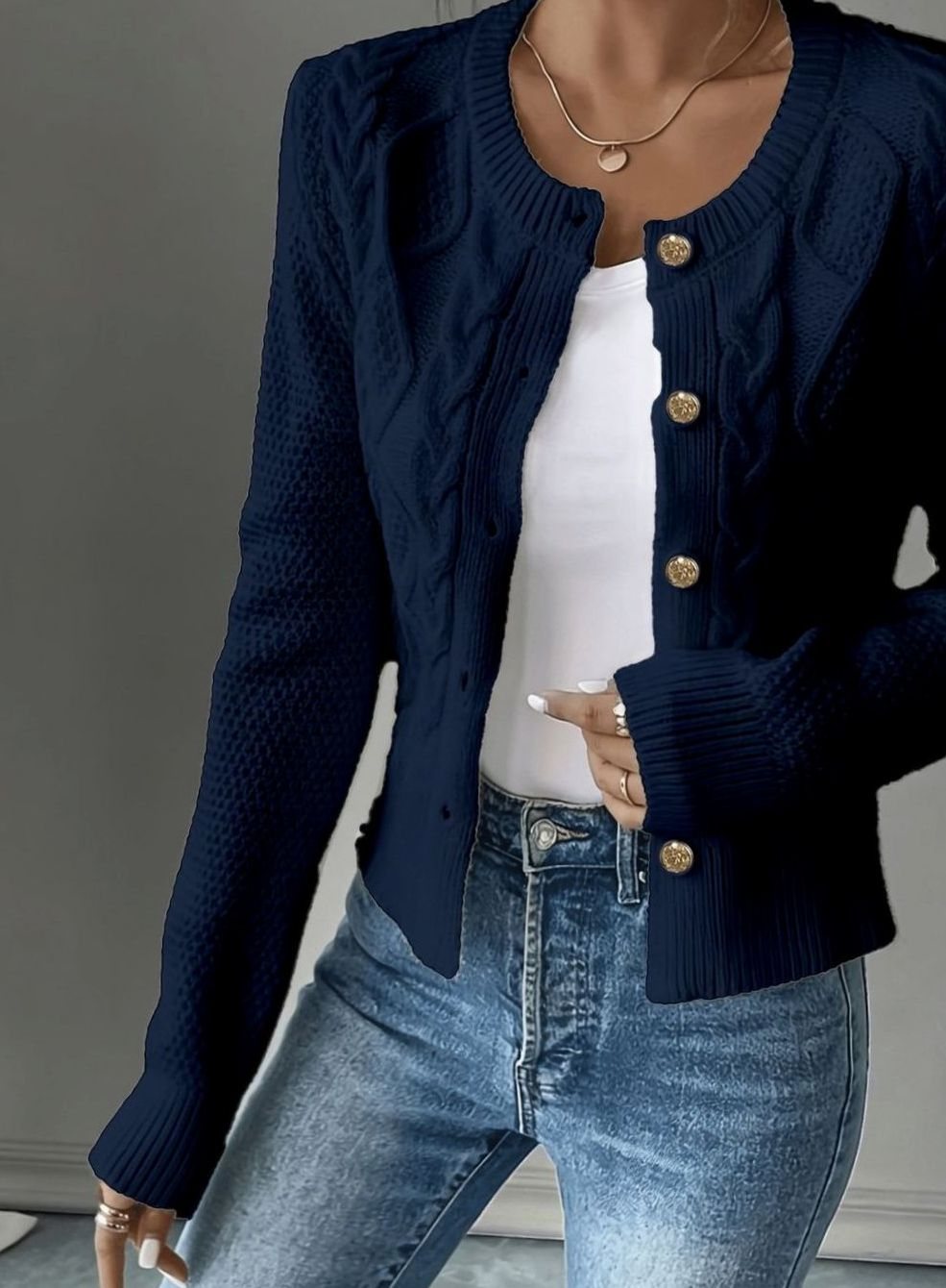 Women's Cropped Cable Knit Cardigan