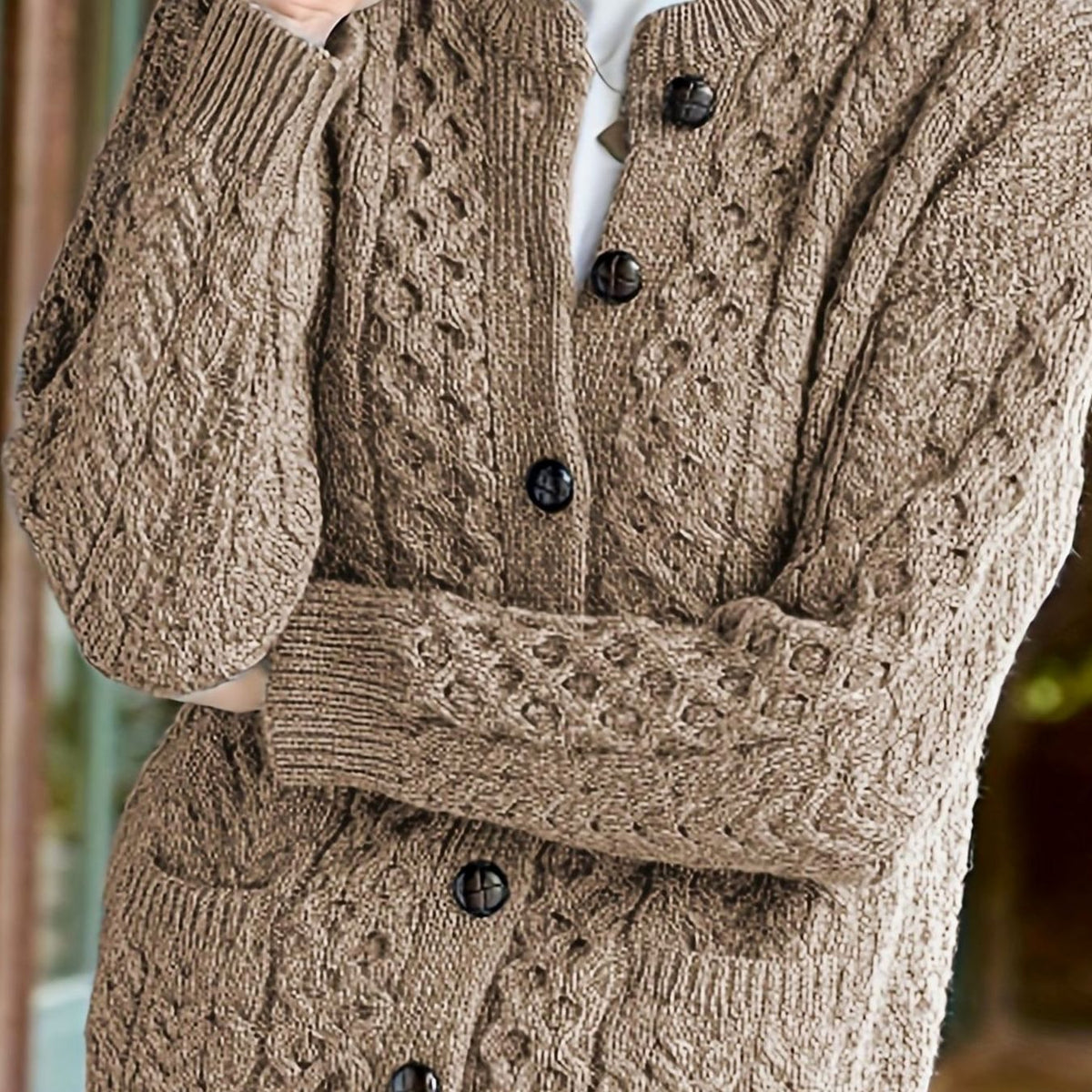Women's Cable-Knit Cardigan – Buttoned with Pockets
